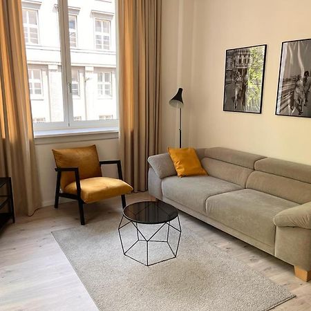 Skau Gajova Family Two Bedroom Apartment With A Terrace Free Parking Bratislava Dış mekan fotoğraf